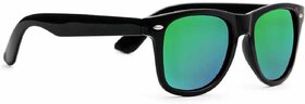 29K Green Gradient Wayferer Sunglasses