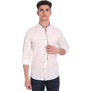                       Vida Loca White Cotton Solid Slim Fit Full Sleeves Shirt For Mens                                              