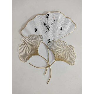                       Amhomedecor Analog 61 cm X 61 cm Wall Clock (White, Without Glass, Standard)                                              