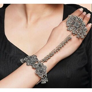                       EIT Collection Alloy Silver Ring Bracelet                                              