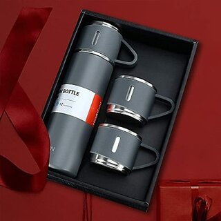                       Stainless Steel Vacuum Flask Gift Set With 3 Coffee/Tea Mugs 500 ml Flask  (Pack of 1, Color as Per Availibilty, Steel)                                              