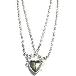                       Trendy Fashion - Heart Magnet Pendant                                              