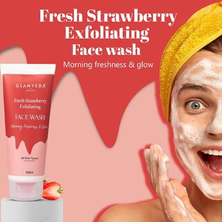                       Glamveda Strawberry Exfoliating Face Wash                                              