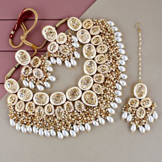 LUCKY JEWELLERY Back Meenakari Gold Plated White Color Tika, Earring Kundan Choker Necklace Set (2415-J5SK-1815-W) LUCKY JEWELLERY Back Meenakari Gold Plated White Color Tika, Earring Kundan Choker Necklace Set (2415-J5SK-1815-W)