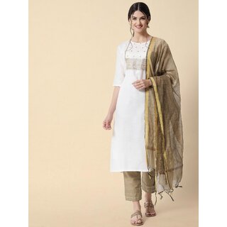                       SVB White Embroideried Kurta Set                                              