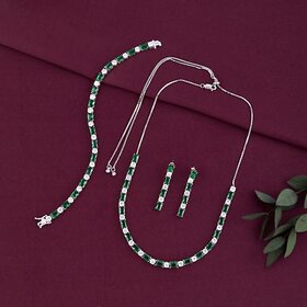 Elegant Green and White Diamond Jewellery Set