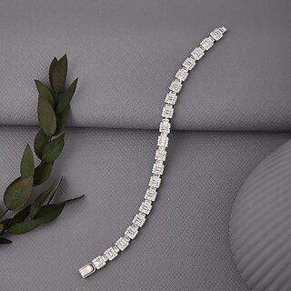                       Square-Shaped Diamond Tennis Bracelet                                              
