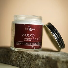 SCENTED CANDLE - Woody Essence