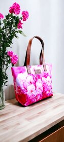 tote handbag in digital printed fabric for women and girls