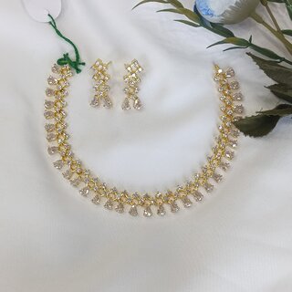                       Necklace set                                              