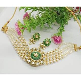                       Green Meena Pendant with Real Dibbi Kundan Pearls Choker Jewellery Set                                              