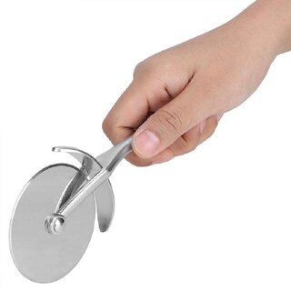                       Mannat Pure Stainless Steel Heavy Duty Multi Functional Pastry Pizza Wheel Cutter Pizza Cutter Wheel                                              