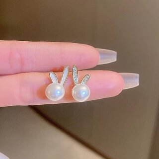 Bunny Style Pearl Stud Earring Bunny Style Pearl Stud Earring