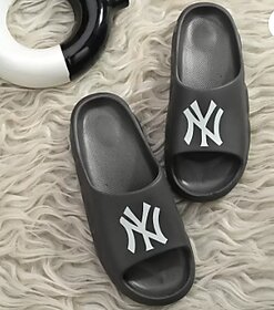 Antiq World Men Black Comfortable Slides