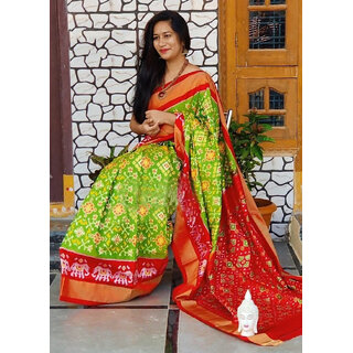                       Perrot Green Animal Printed Ikkat Designer Printed Saree                                              
