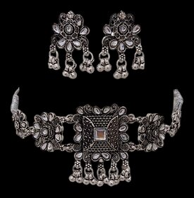 Oxidized Black Antique Kundan Pearls Choker Jewellery Set