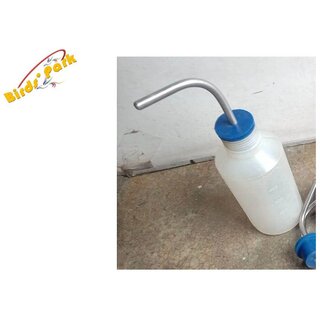                       Rabbit water feeding bottle 500ml with curve steel nozzel - Good for Rabbit Hamster Guinea Pigs  Albino rat Birds' Par                                              