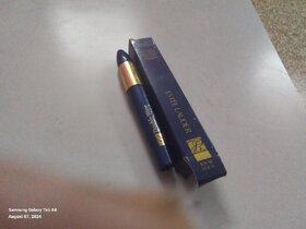 Mascara