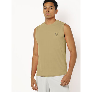                       Men Beige Solid Sleeveless Sports T-shirt                                              