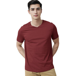                       Men Maroon V neck T-shirt                                              