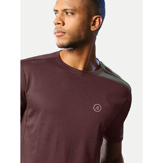                       Men Maroon Polyester Active Crew Neck T-Shirt                                              