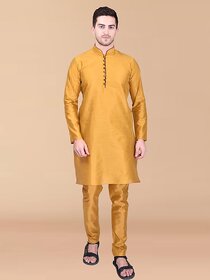 Roundfeet Men Yellow Pure Silk Kurta Pyjama Set