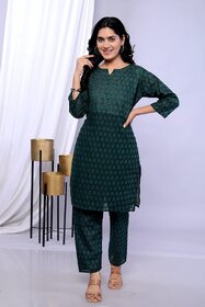 KurtaKraze Kurti With Pent Set