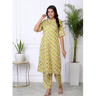                       KurtaKraze Kurti With Pent Set                                              