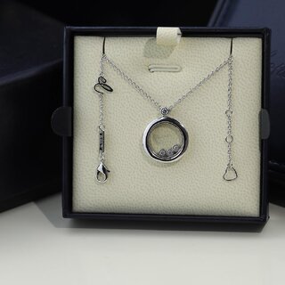                       Exquisite Luxury FashionNecklace Unveiling The Height of Luxury Fashion                                              