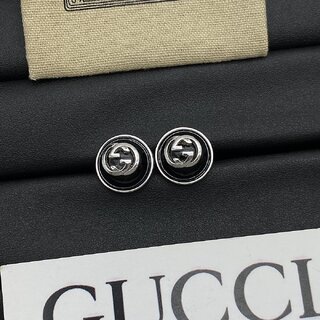 Gorgeous Metal Studs: Sparkle Your Style Gorgeous Metal Studs: Sparkle Your Style