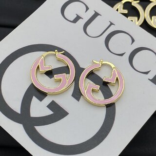                       Stunning Metal Studs: Chic Glamour for Your Ears                                              