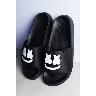                       Stunt Casual Black Color Slippers For Men                                              