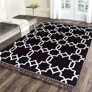                       RADECOR Black, White Chenille Carpet (152 cm,  X 213 cm, Rectangle)                                              