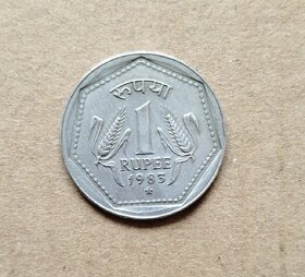 one rupees 1983 hydrabad mint rare collection