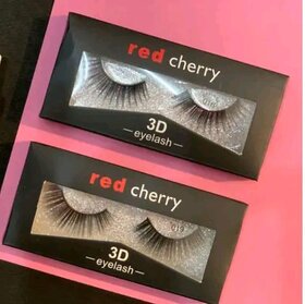 Women Eye Lashes