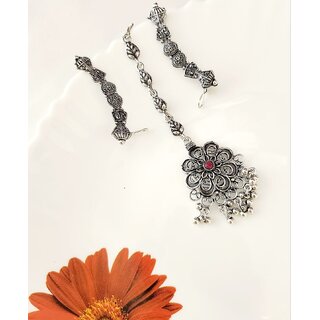                       Oxidized silver plated pink stone maangtika  Earcuff Combo (set pack of 1)                                              