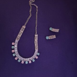 Trandy Unique Single Layers crystal mint green Stone for girls Woman's Trandy Unique Single Layers crystal mint green Stone for girls Woman's