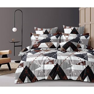                       King Size Bedsheet with Two Pillow Covers                                              