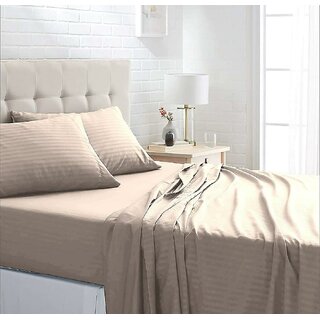 Queen Size Striped Elastic Fitted Bedsheet with Two Pillow Covers Queen Size Striped Elastic Fitted Bedsheet with Two Pillow Covers