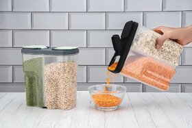 Pack of 1 Airtight Transparent Plastic Food Storage Container with 2 Sections, 2500ml for Kitchen & Fridge