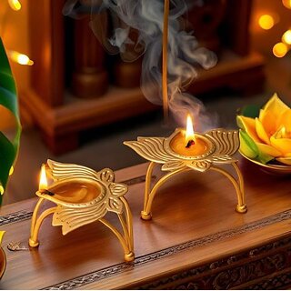                       (Set of 2) Golden Metal Diya for Puja Decoration  Lotus Shape Deepak for Diwali, Home Temple, Festive Lighting  Traditional Brass Finish Oil Lamp                                              