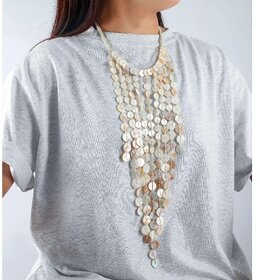 Boho Layered Seashell Tassel Necklace Handmade Beach Vacation Jewelry for Women, Simple & Stylish Ocean-Inspired Design (White)