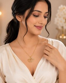 Elegent Anti Tranish Heart Necklace