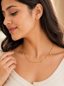 Anti Tranish Clover Stone Charm Necklace