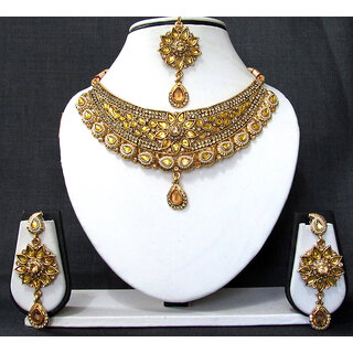                       Golden Small Pearl Necklace Set                                              