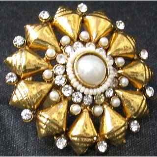                       Shell shape white pearl ring                                              