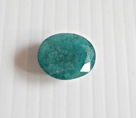 Emerald  Panna ,Pachu Gemstone  5.10 carate