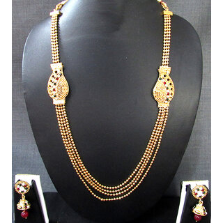                       4 line Maroon Green stone brooch necklace set                                              