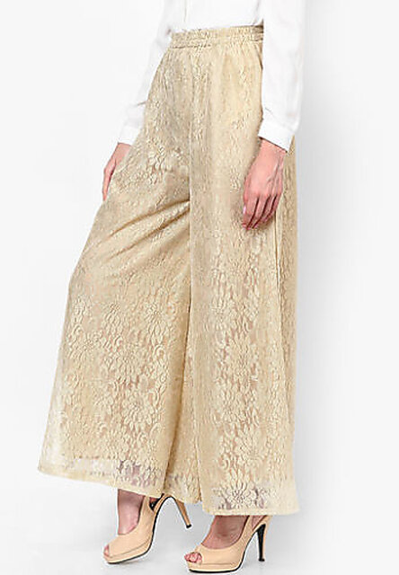 2200 Palazzo Pants Stock Photos Pictures  RoyaltyFree Images  iStock   Palazzo fashion
