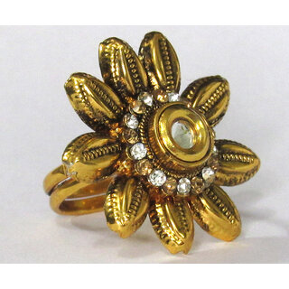                       Golden Nice Stone Ring                                              